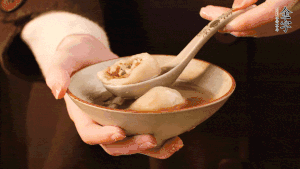 新的一年，我們還是要吃好喝好哦，祝大家元宵快樂(lè)！